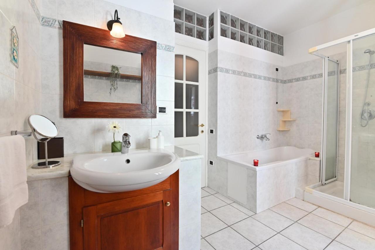 Izzhome Full Center Terrace Κάλιαρι Εξωτερικό φωτογραφία